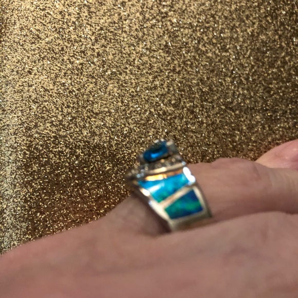 !!PRICE CUT!!   Great deal!!   RING SIZE 6 NWOT - Picture 2 of 3